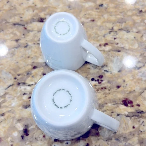 NESPRESSO LUNGO & ESPRESSO CUPS AND SAUCER - Picture 3 of 4